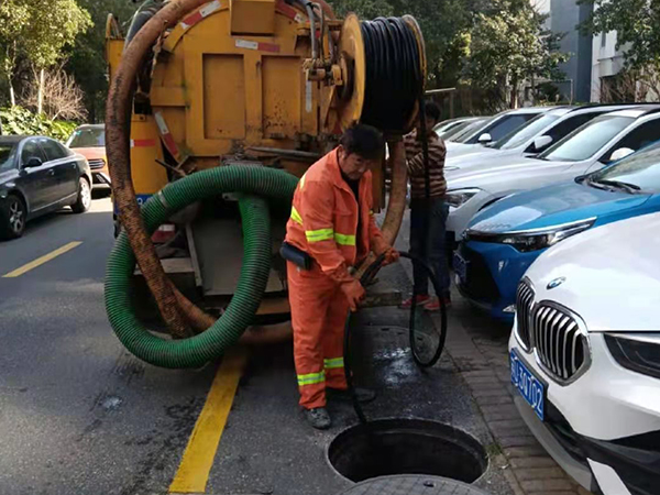 江城排污管道清淤